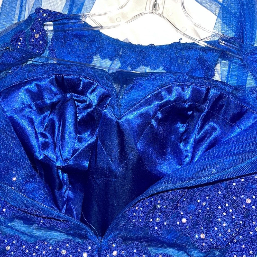 Anny Lee, formal dress - Picture 11 of 13